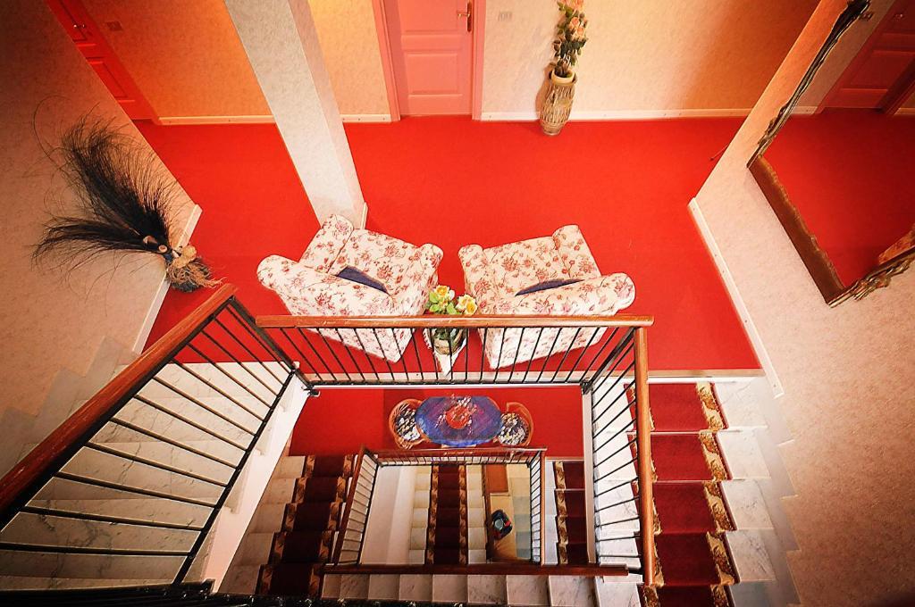 צ'ינקואלה Hotel Manuela מראה חיצוני תמונה